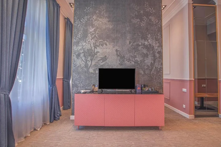 Тбилиси: Heritage Hotel and Suites (by Travel Agency)