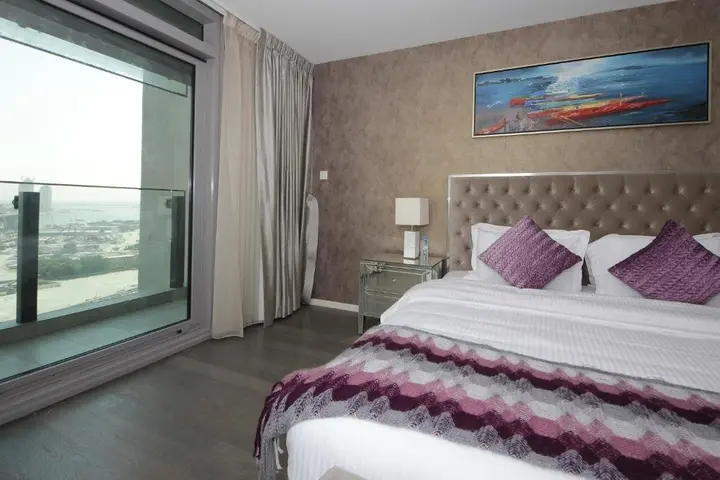 Дубай: Signature Holiday Homes - Luxury 1 Bedroom Apartment D1 Tower Waterfront View
