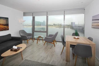 Дубай: Signature Holiday Homes - Luxury 1 Bedroom Apartment D1 Tower Waterfront View
