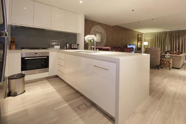 Дубай: Signature Holiday Homes - Luxury 1 Bedroom Apartment D1 Tower Waterfront View