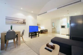 Дубай: Signature Holiday Homes - Luxury 1 Bedroom Apartment D1 Tower Waterfront View
