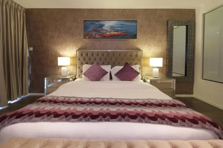Дубай: Signature Holiday Homes - Luxury 1 Bedroom Apartment D1 Tower Waterfront View