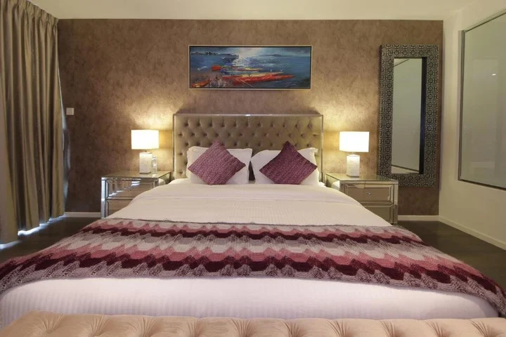 Дубай: Signature Holiday Homes - Luxury 1 Bedroom Apartment D1 Tower Waterfront View