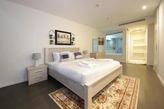 Дубай: Апартаменты Signature Holiday Homes - Luxury 3 Bedroom Apartment D1 Tower Waterfront View