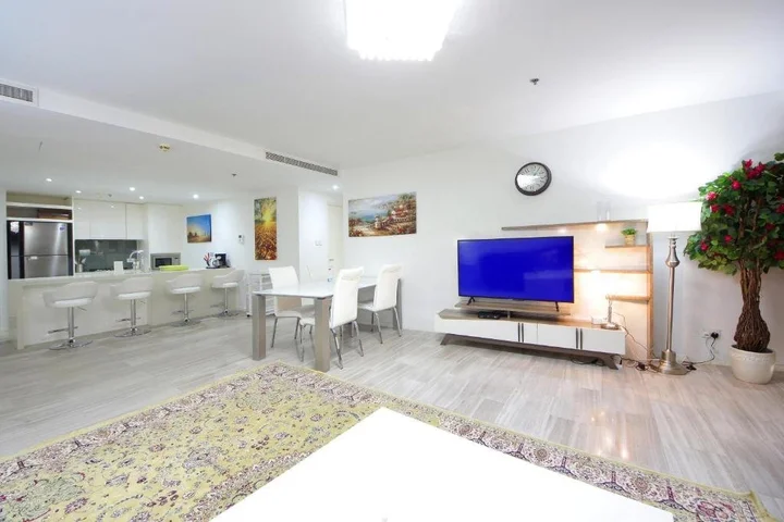 Дубай: Апартаменты Signature Holiday Homes - Luxury 3 Bedroom Apartment D1 Tower Waterfront View