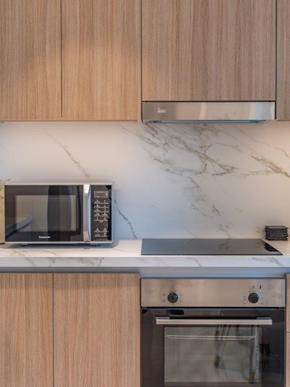 Дубай: Apartments Exceptional 2BR in Beach Vista Palm Jumeirah