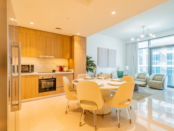 Дубай: Apartments Exceptional 2BR in Beach Vista Palm Jumeirah