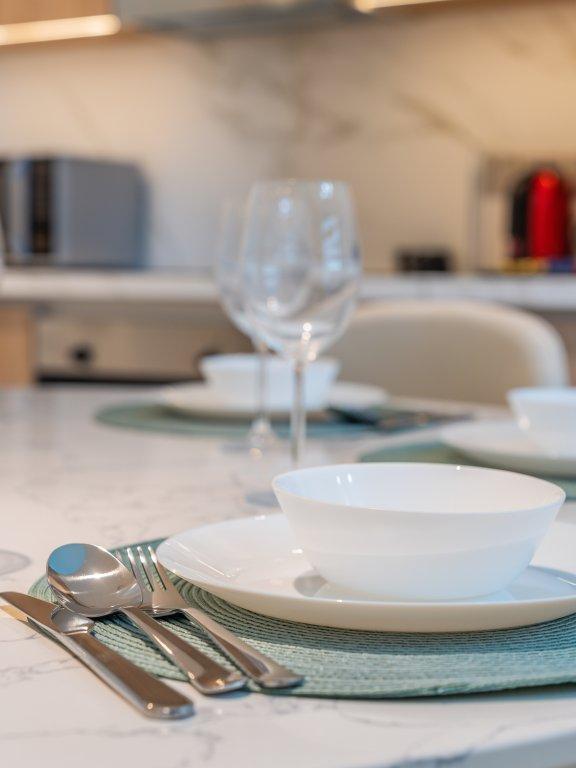 Дубай: Apartments Exceptional 2BR in Beach Vista Palm Jumeirah