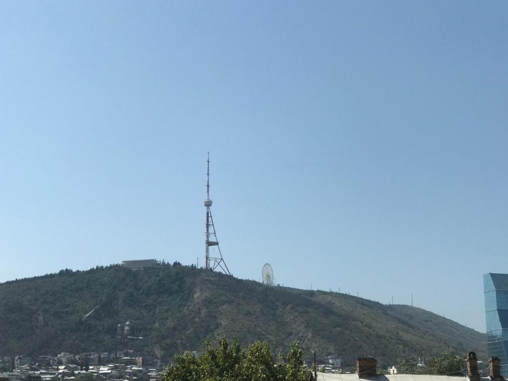 Тбилиси: D