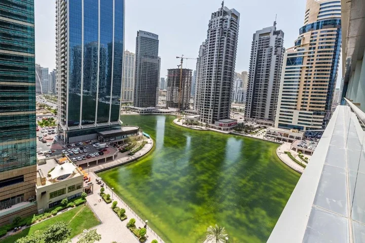 Дубай: Sama Sama - Goldcrest Views 1 JLT