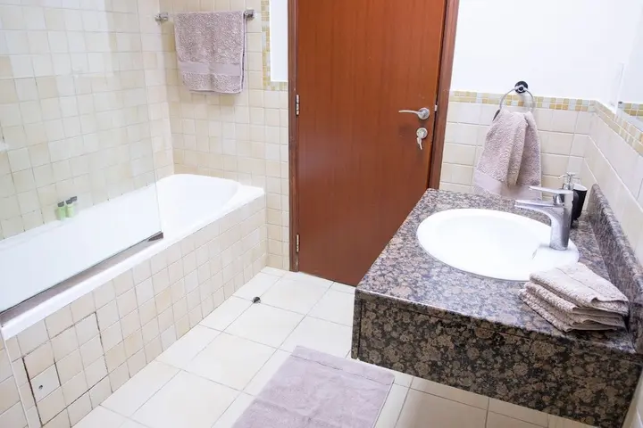 Дубай: JBR Sadaf 8