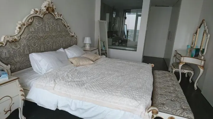 Дубай: One Bedroom Apartment - D1 tower