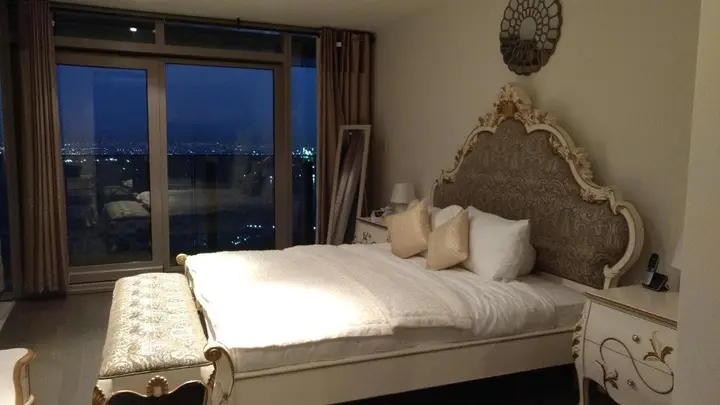 Дубай: One Bedroom Apartment - D1 tower