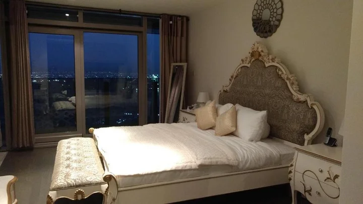 Дубай: One Bedroom Apartment - D1 tower