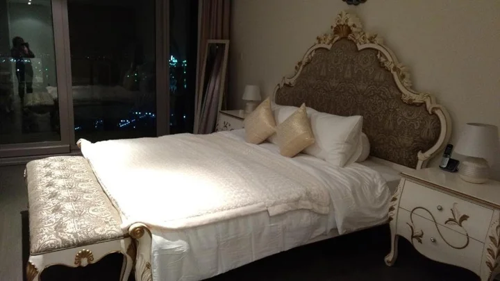 Дубай: One Bedroom Apartment - D1 tower