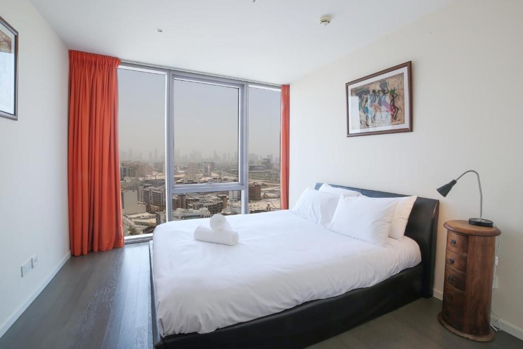 Дубай: D1 Tower - 2BR Apartment - Allsopp&Allsopp