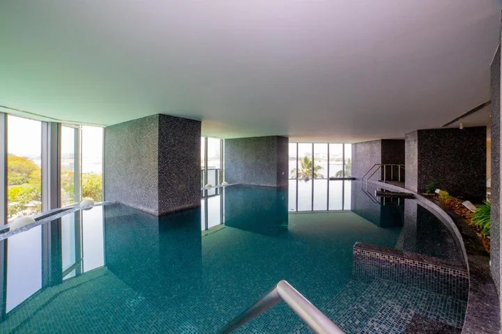 Дубай: D1 Tower - 2BR Apartment - Allsopp&Allsopp