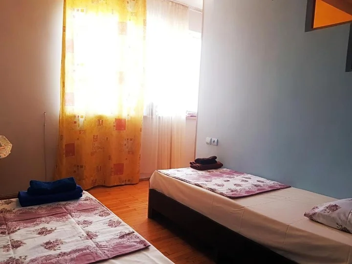 Ереван: Sunny apartment on Sayat-Nova Avenue & Tours
