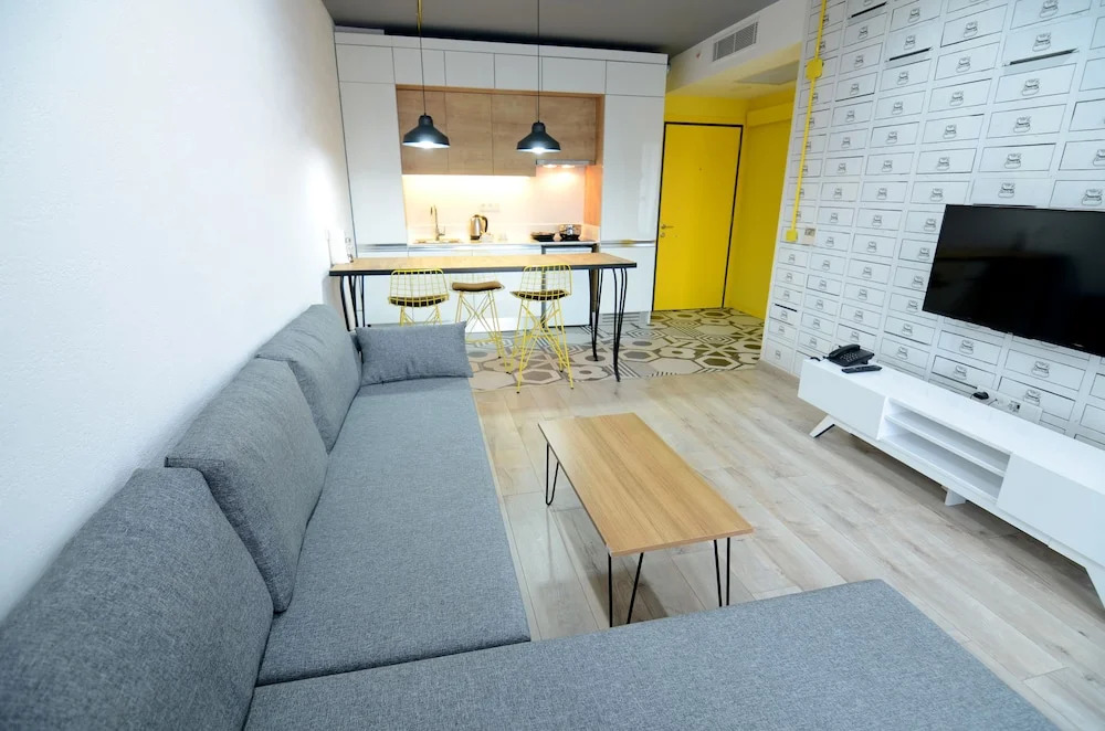 Измир: Coordinat Suites