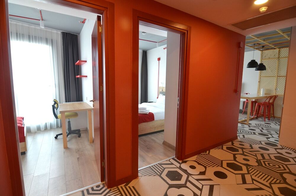 Измир: Coordinat Suites