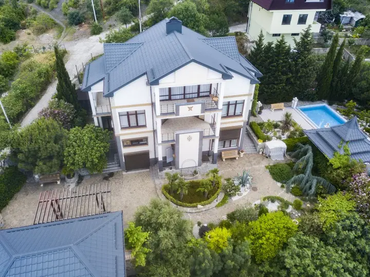 carousel image 1