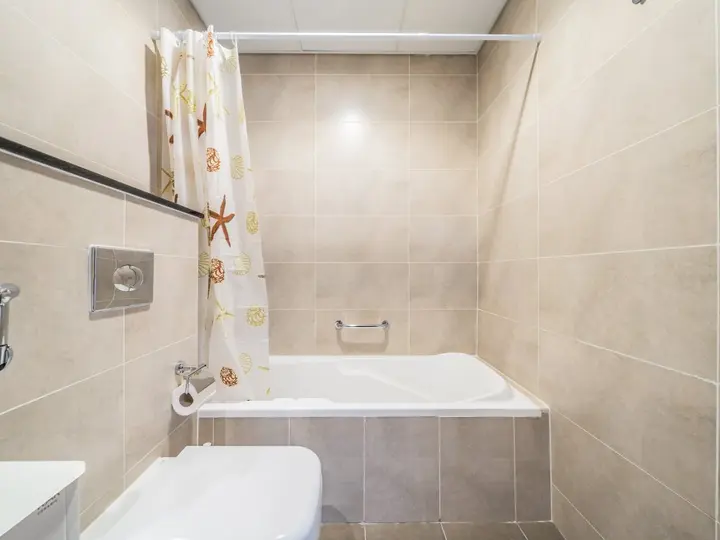 Дубай: Apartments Iconic Studio in Carson C Dubai Hills