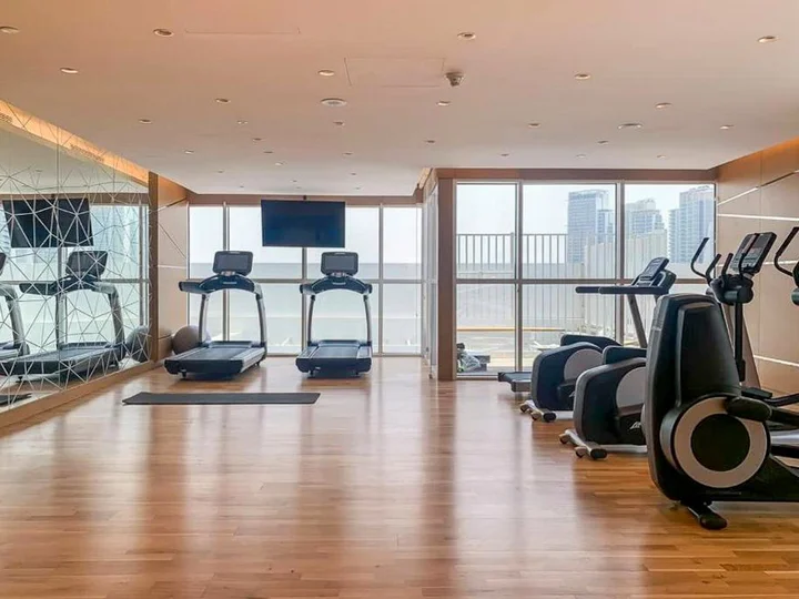 Дубай: Apartments Iconic Studio in Carson C Dubai Hills