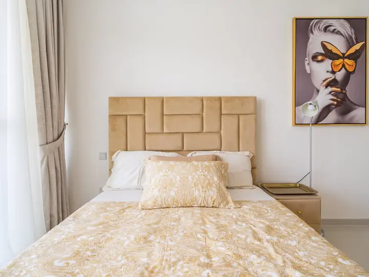 Дубай: Apartments Iconic Studio in Carson C Dubai Hills