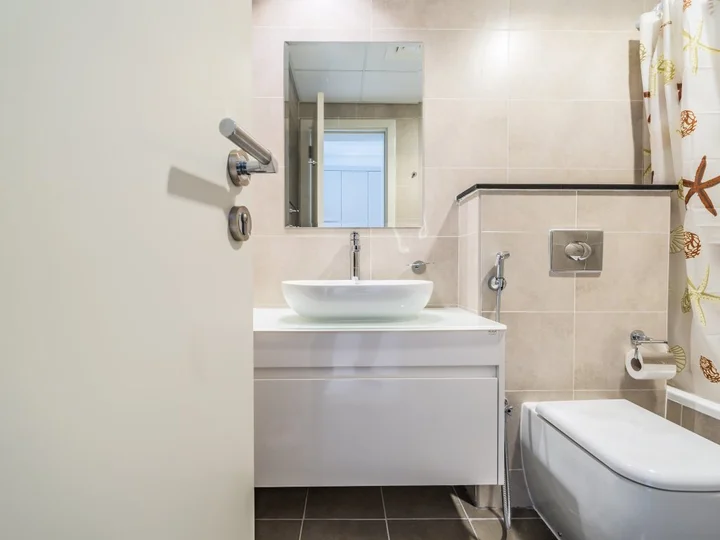 Дубай: Apartments Iconic Studio in Carson C Dubai Hills