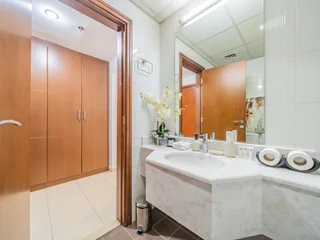 Дубай: Apartments Delightful Studio with Balcony Burj Al Nujoom