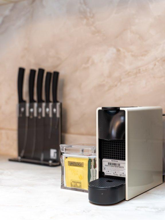 Дубай: Apartments Delightful Studio with Balcony Burj Al Nujoom