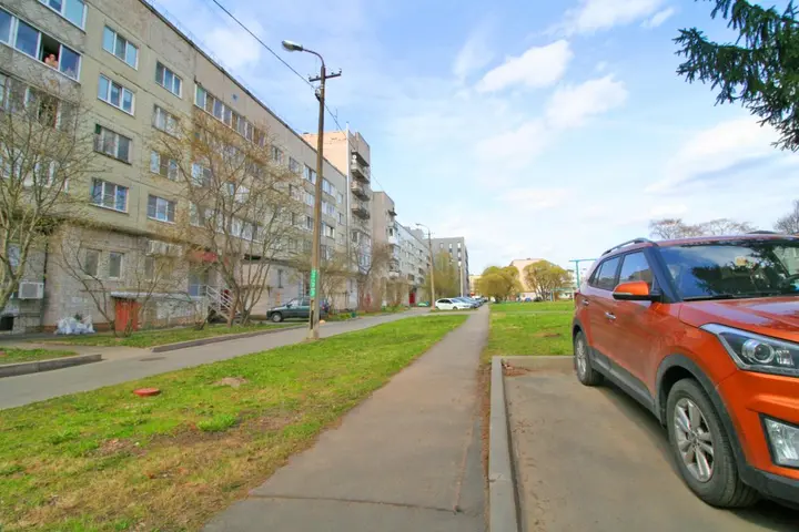Кириши: Квартира 1к Уютная на Ленина Посуточно Кириши