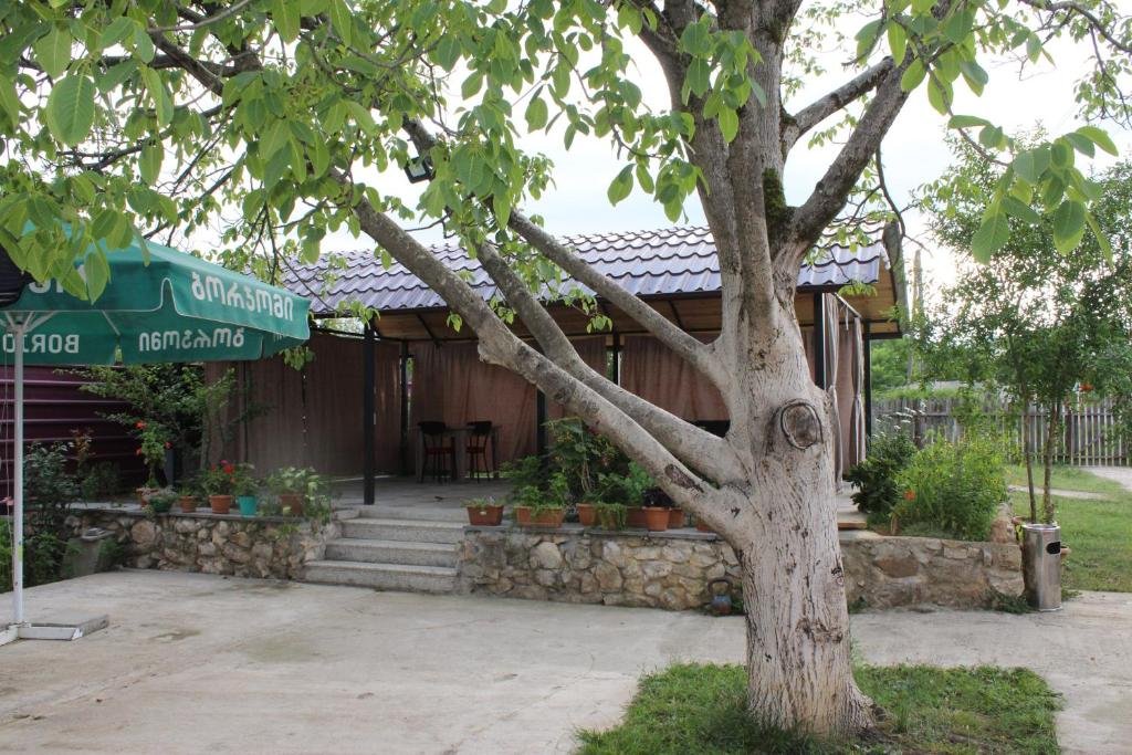 Сатаплия: Sweet Village
