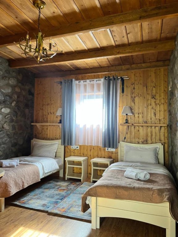 Степанцминда: Отель Inn Harmony