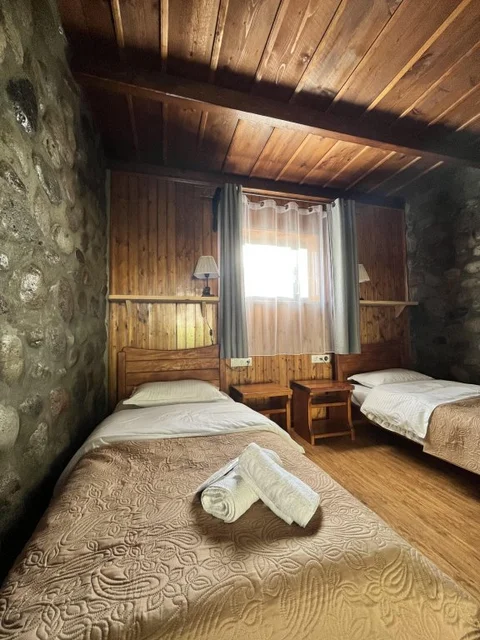 Степанцминда: Отель Inn Harmony