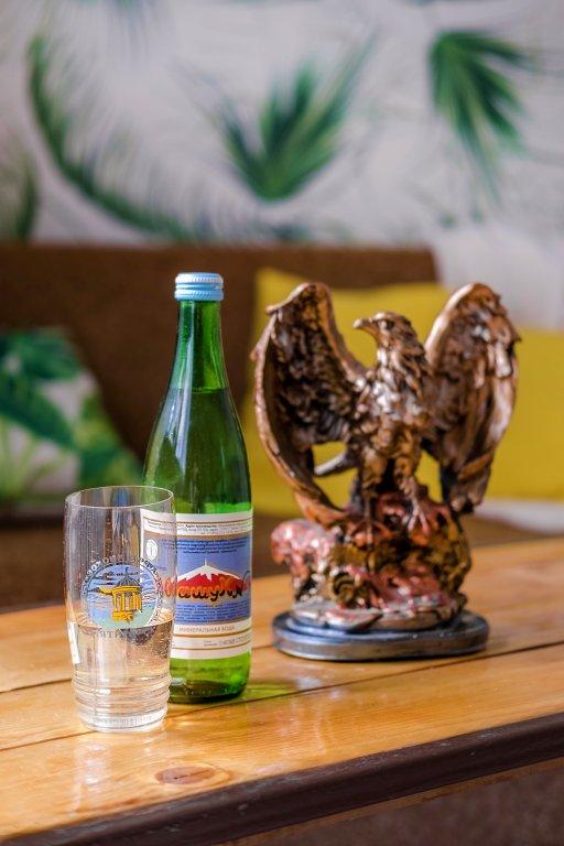 Пятигорск: Квартира "Жилье на водах An oasis in the city center"