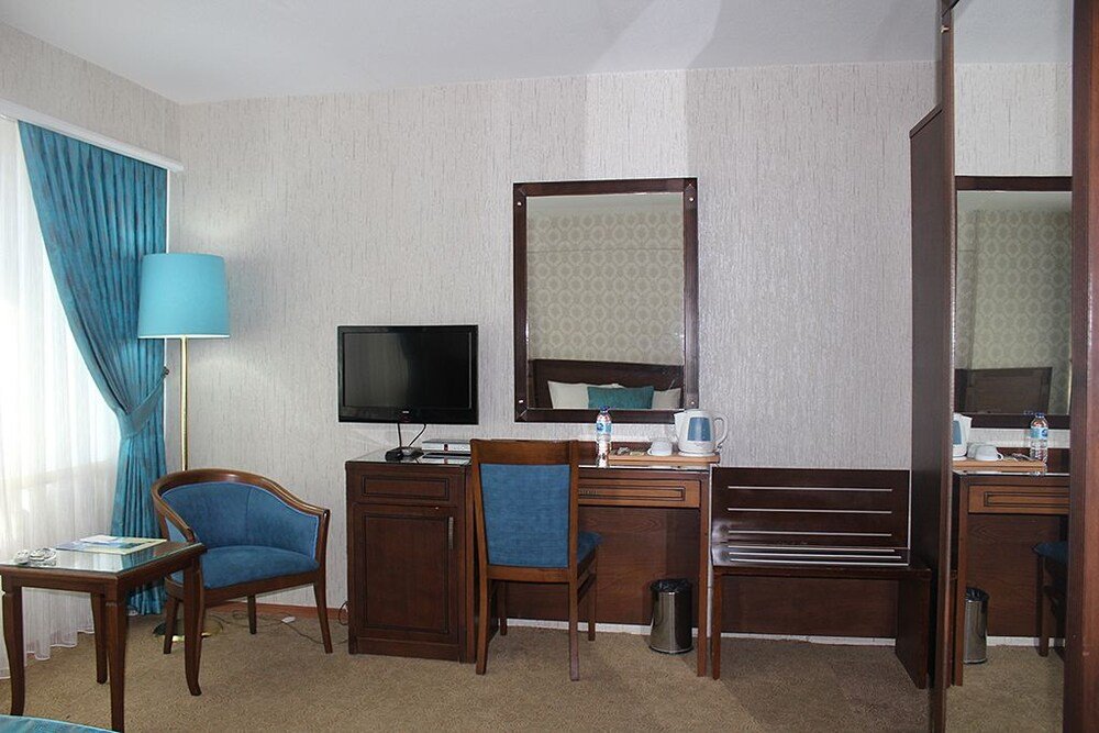 carousel image 5