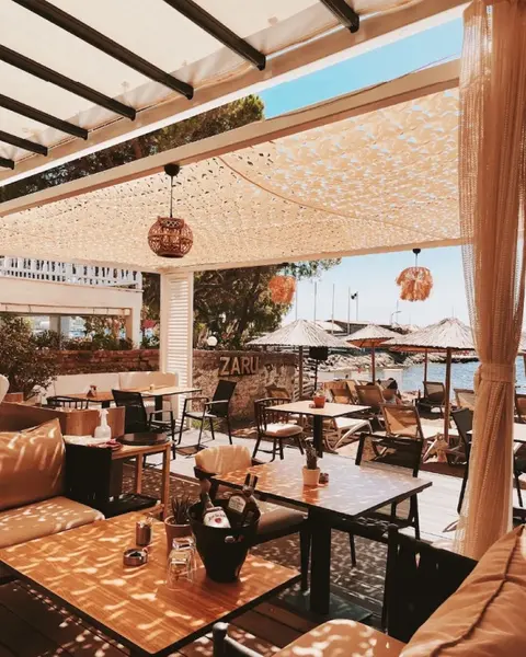 Яликавак: Yalinn Hotel