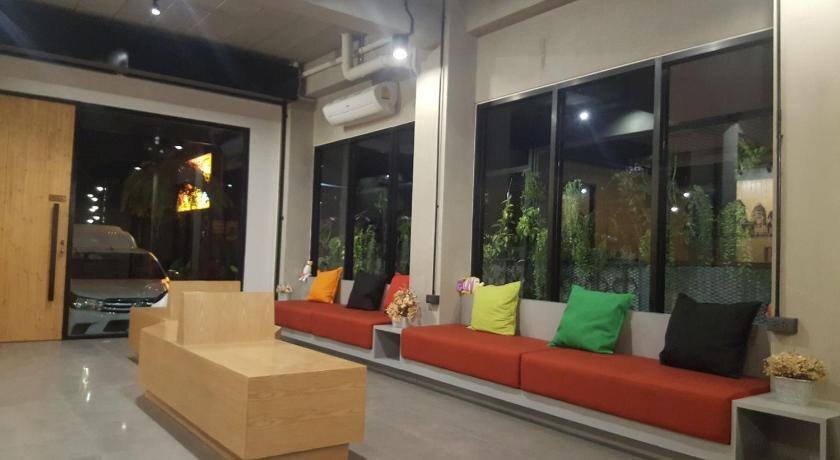 Лопбури: Saya Loft Hostel Lopburi