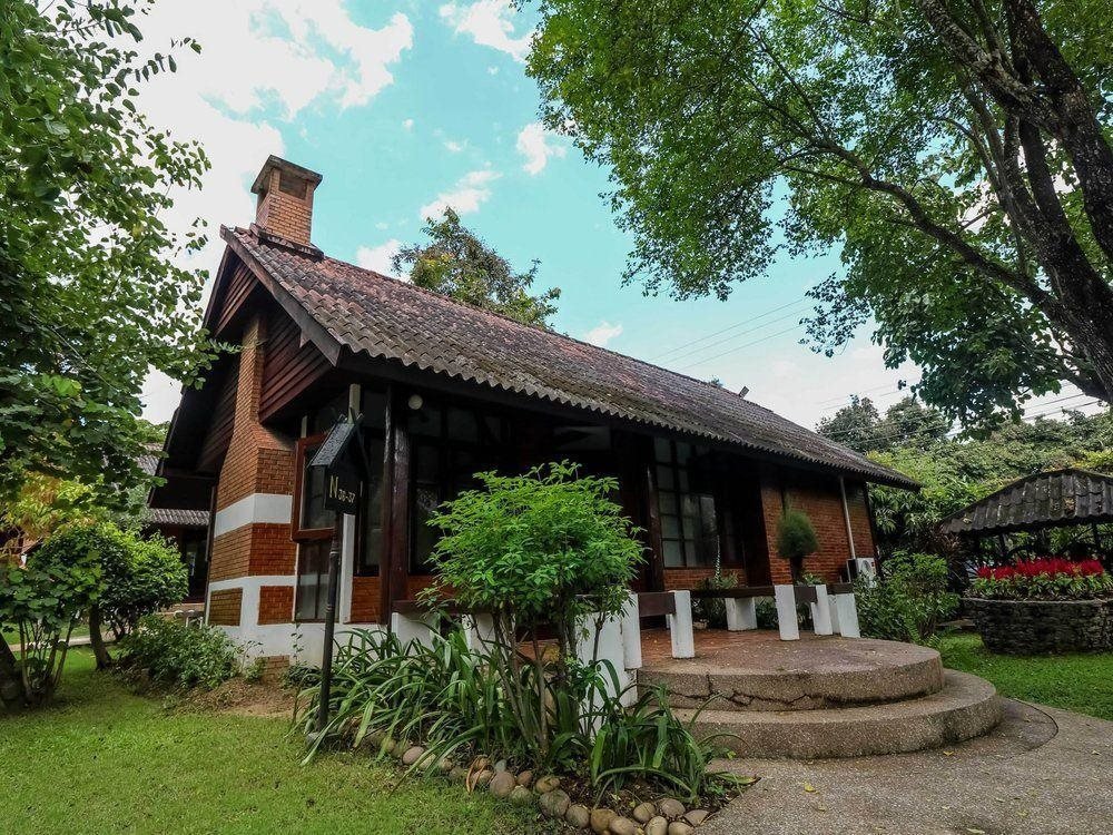 Сан-Кампаенг: Roong Aroon Hot Springs Resort