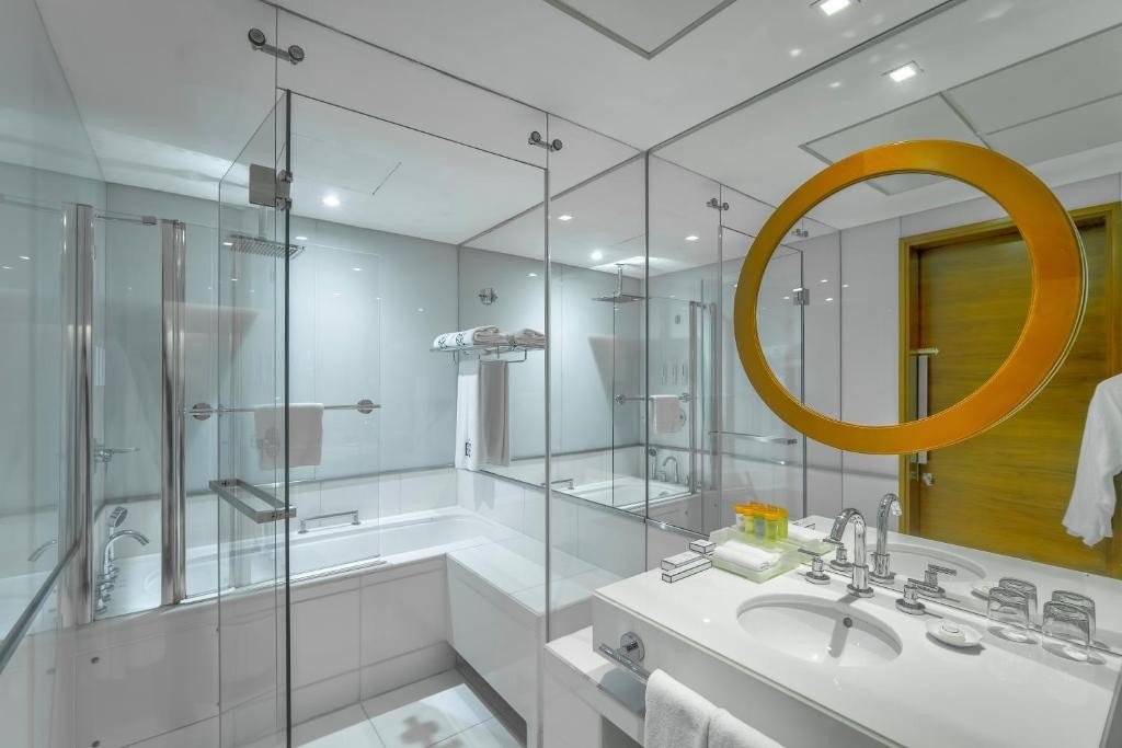 Дубай: Отель Majestic Premier Hotel Bur Dubai