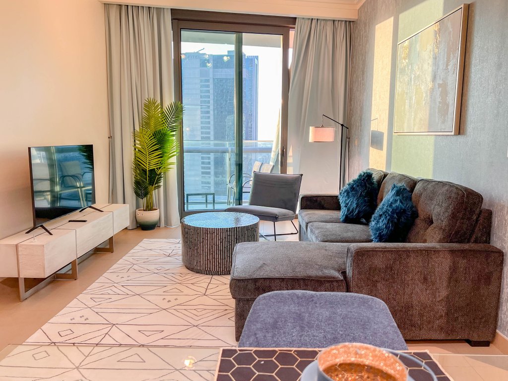 Дубай: Апартаменты Cosmos Living Downtown Dubai