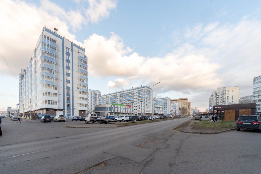 Красноярск: Квартира на набережной с современным ремонтом