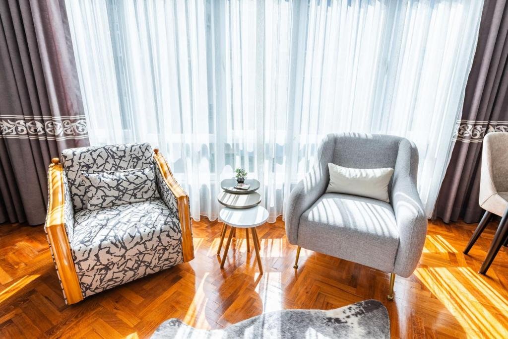 Stylish Apartment in Moda near Popular Attractions with Balcony — фото 5