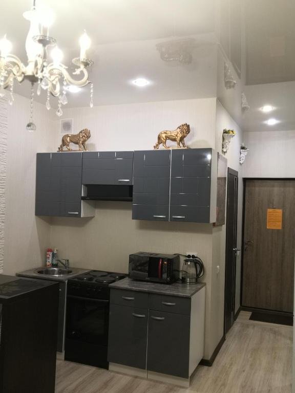Сургут: Apartment on Aleksandra Usoltseva 26