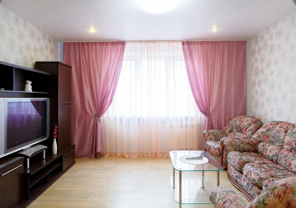 Красноярск: Five Stars Green City
