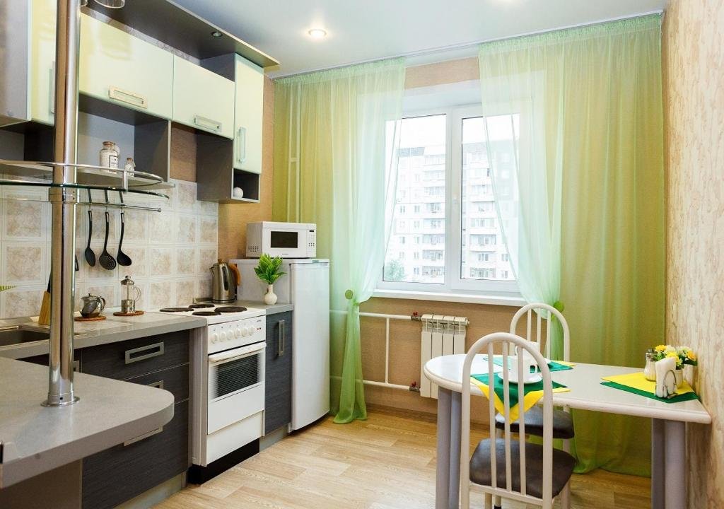 Красноярск: Five Stars Green City