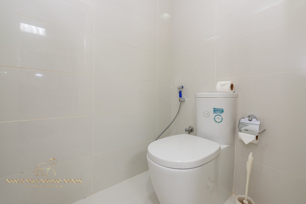 Дубай: Апартаменты Marco Polo - Colorful Charm with Captivating City Views