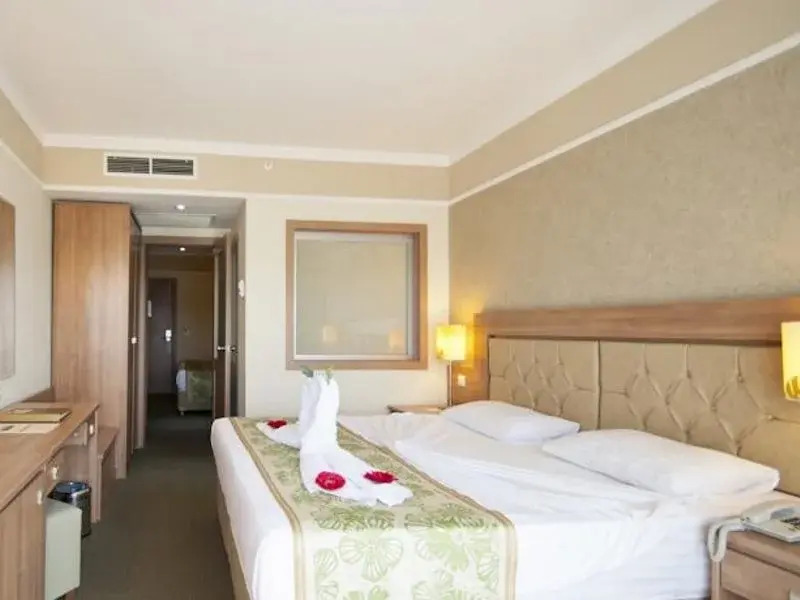 Белек: Febeach Resort And Spa