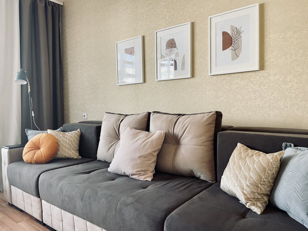 Красноярск: Апартаменты Argentum Home Корнеева 26
